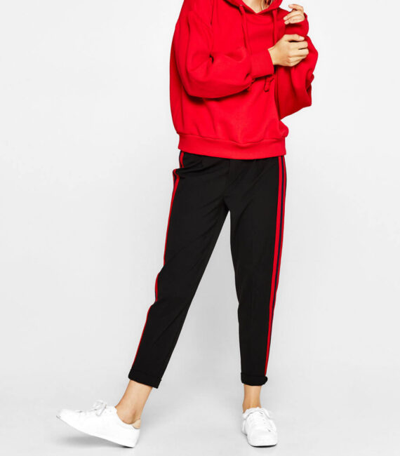 Jogging trousers with side